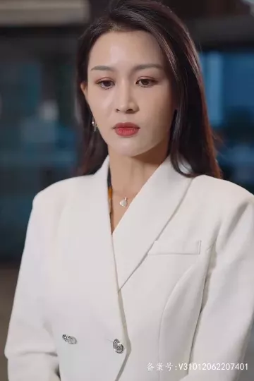商总别装了夫人是隐藏大佬