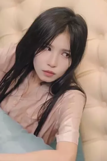 身体互换后首富老公每天替我受虐