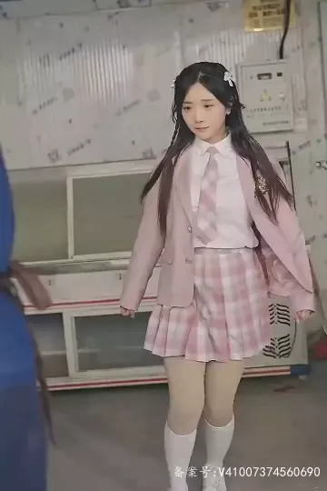 退隐三年他们都求我重操旧业